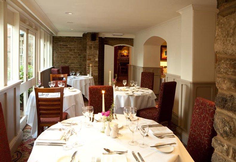 Falcon Hotel Towcester Restaurang bild